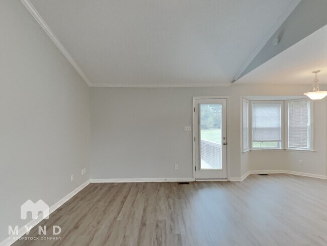 Building Photo - 123 Pay Day Ln