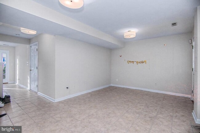 Building Photo - 10159 Elgin Way