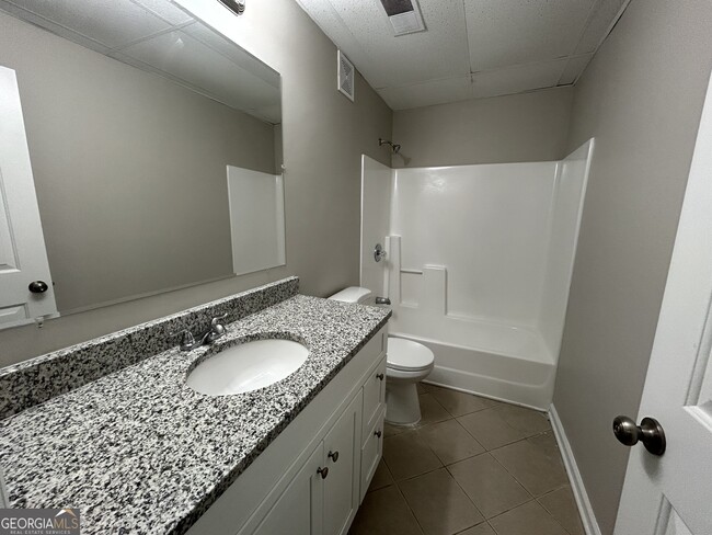 Building Photo - 1014 Kathleen Ct