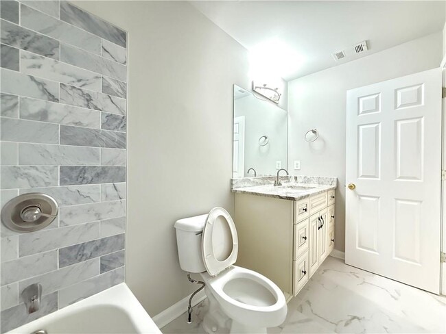 Building Photo - 3500 Millwater Crossing NE