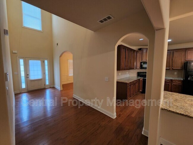 Building Photo - 265 Meadow Blossom Way