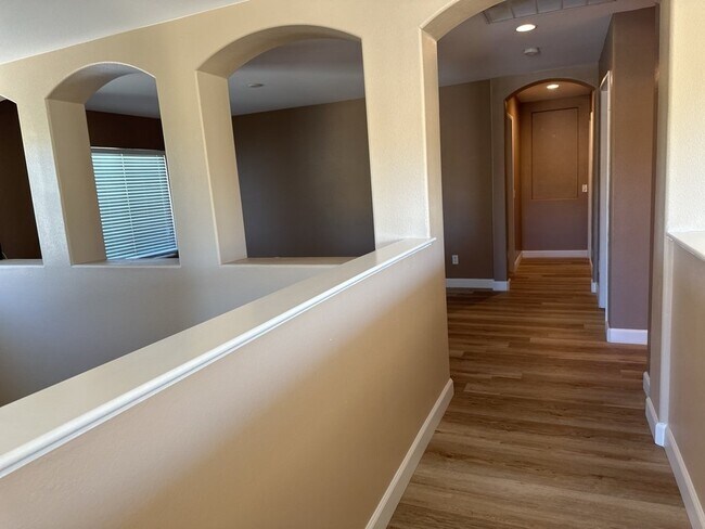 Building Photo - 3 Bedroom 2.5 Bath Home in Moreno Valley CA With Massive Backyard and Bonus Studio / Room in Gara...