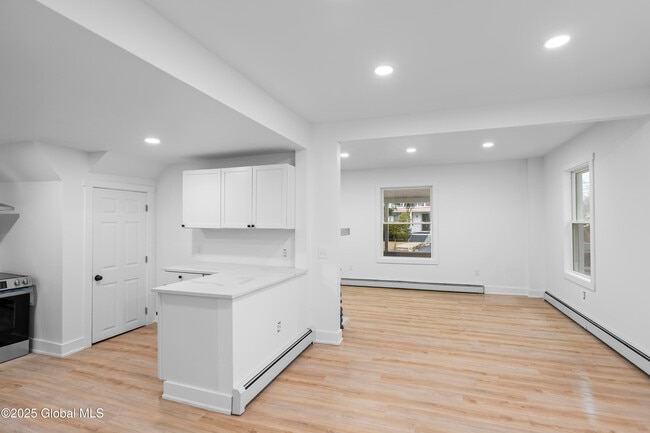 Building Photo - 38 W Erie St