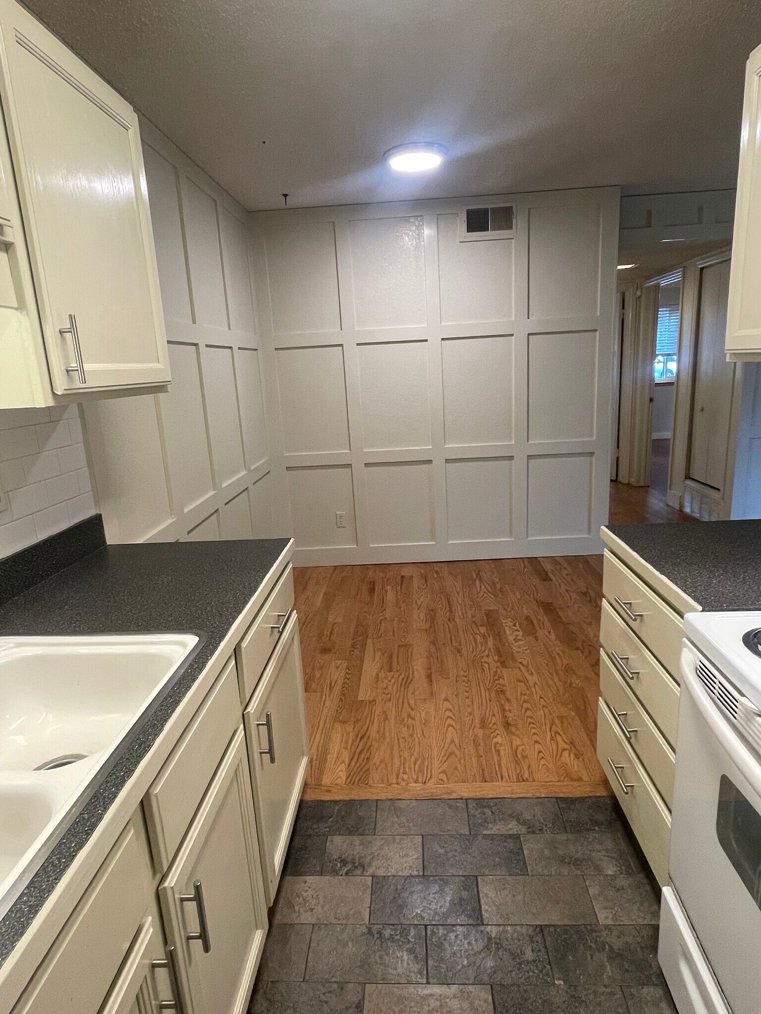 Building Photo - 3250 O'Neal Cir