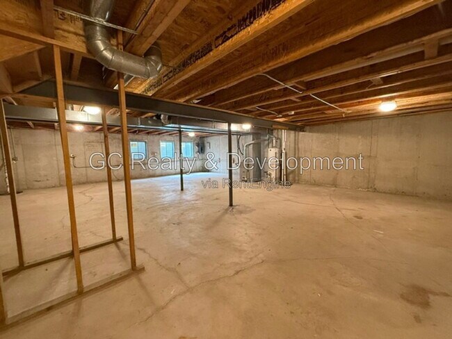 Building Photo - 74 Odyssey Dr