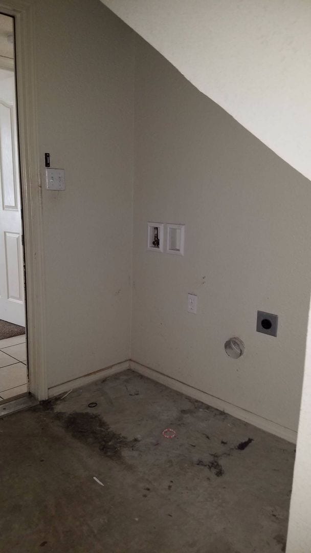 Building Photo - Exceptional 2-Story Eastside Home!