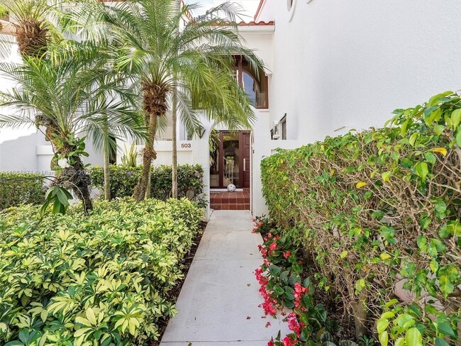 Building Photo - 3620 Yacht Club Dr