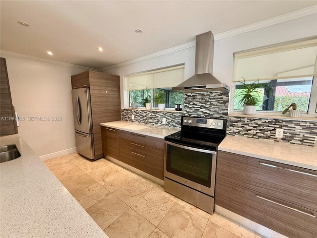 Building Photo - 211 189th Terrace