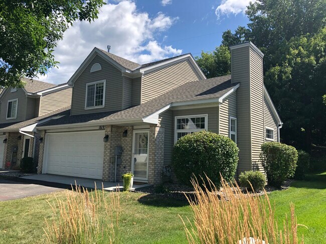 Building Photo - 18195 Cattail Ct
