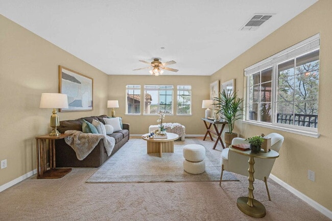 Building Photo - Corner Unit Condo with Vineyard Views – 2 Bed, 2 Bath – Quiet, Private, and Convenient!