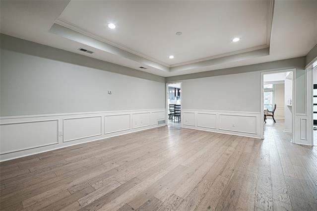 Building Photo - 7119 Debbe Dr