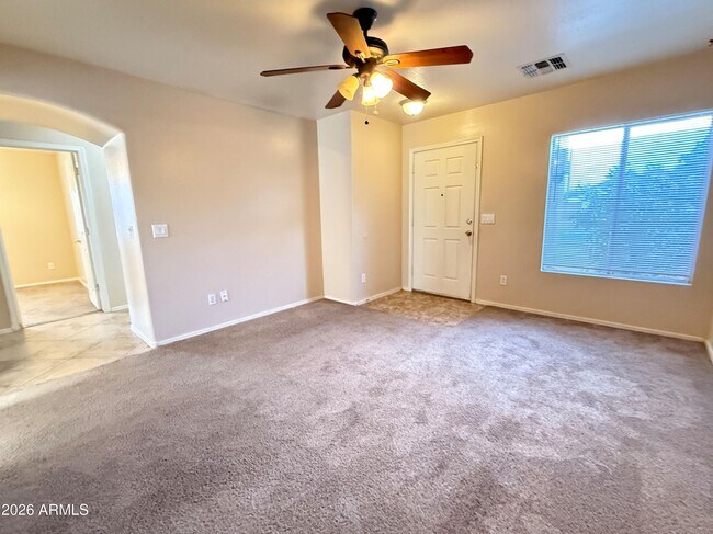 Building Photo - 11829 W Shaw Butte Dr