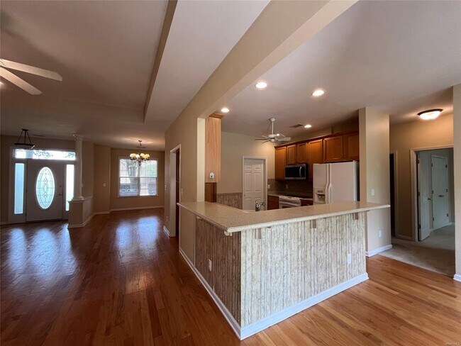 Building Photo - 8309 Grayson Grove