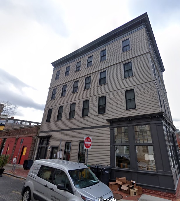 Building Photo - 40 Bow St