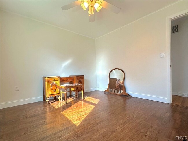 Building Photo - 4055 Bristol Rd