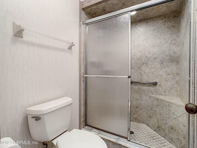 Building Photo - 16 Fox Valley Dr