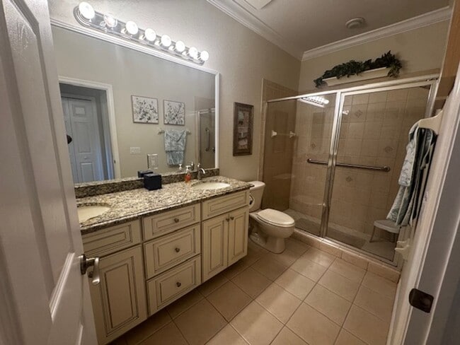 Building Photo - 3 bedroom 2 bathroom Furnished home in Reflection Lakes