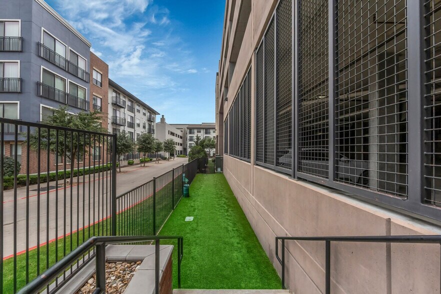 Building Photo - 6303 Frisco Square Blvd