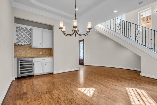 Building Photo - 5114 Rose St
