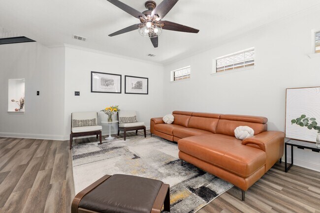 Building Photo - 26 Cinnamon Teal Pl