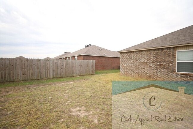 Building Photo - Move in special $800!! Beautiful 3 bed / 2 bath home - Nettleton!!
