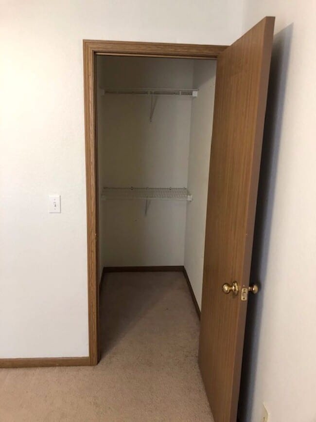 Building Photo - 4809-4811 Geyser Blvd