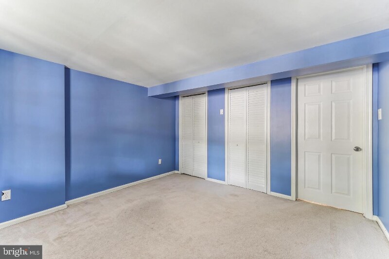 Building Photo - 200 Stirling Ct