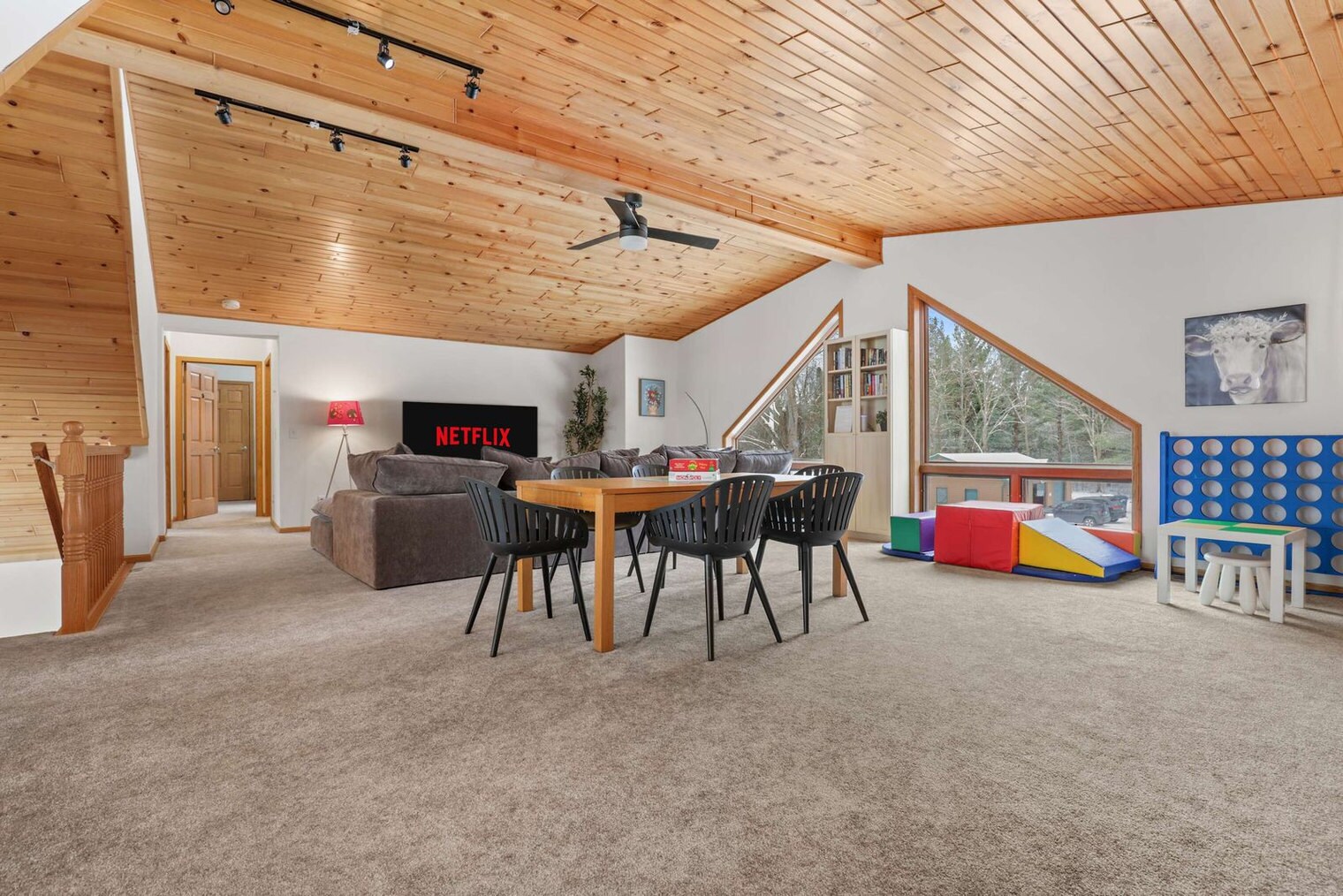 Building Photo - 222 Grouse Dr