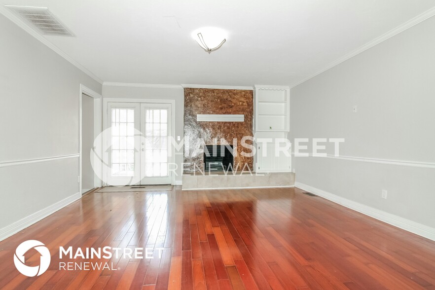 Building Photo - 3900 N Bartell Rd
