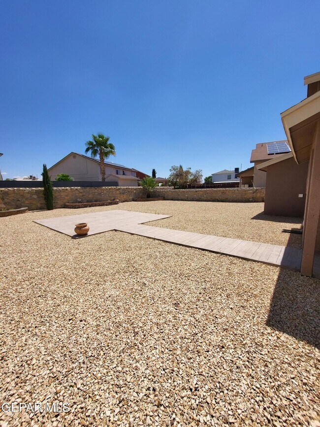 Building Photo - 2992 Tierra Limon Dr