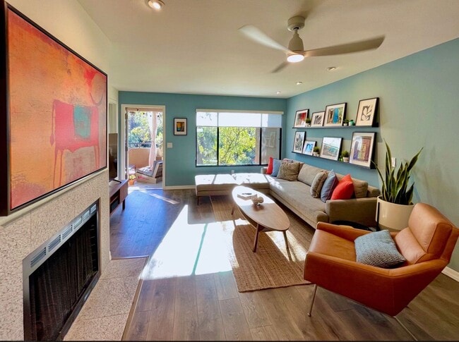 Building Photo - Furnished Modern Living at The Greens