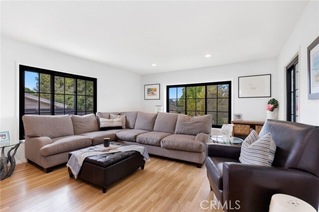 Building Photo - 2116 Palos Verdes Dr W