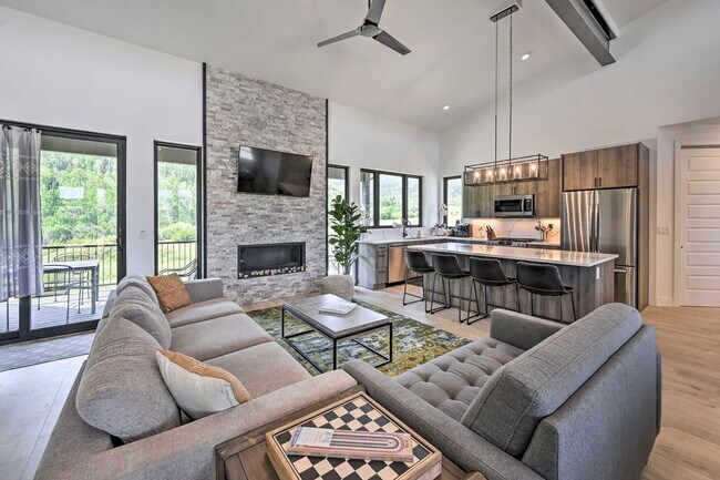 Building Photo - 30610 Boot Ct