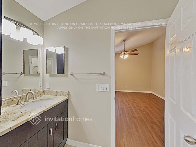 Building Photo - 11323 Jim Ct