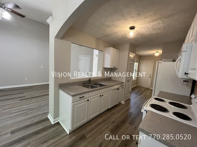 Building Photo - 116 McKenzie Overlook Dr