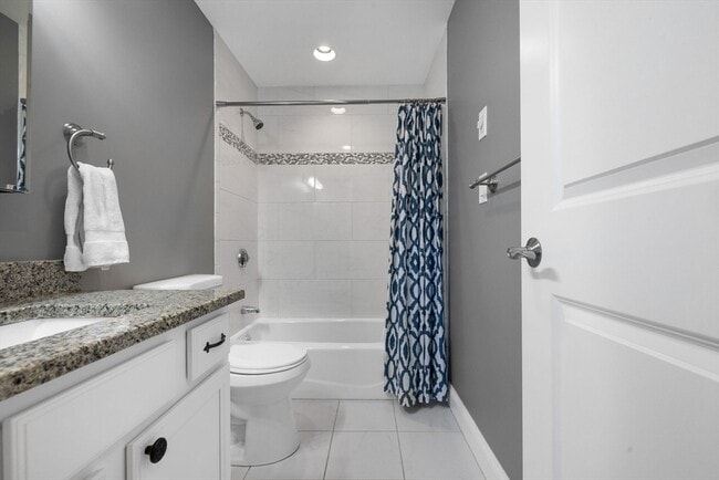 Building Photo - 12 Revere Pl