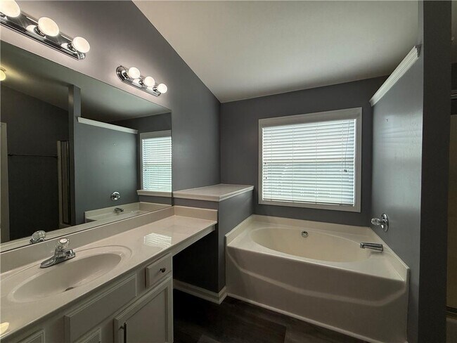 Building Photo - 1631 Gardner Park Ct