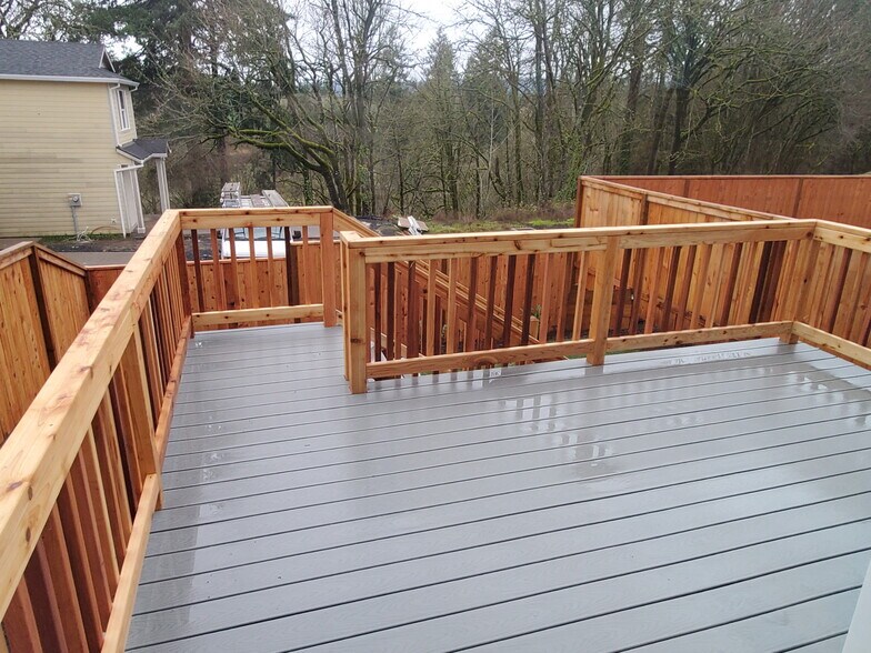 Your background deck - 161 E Wayno Way