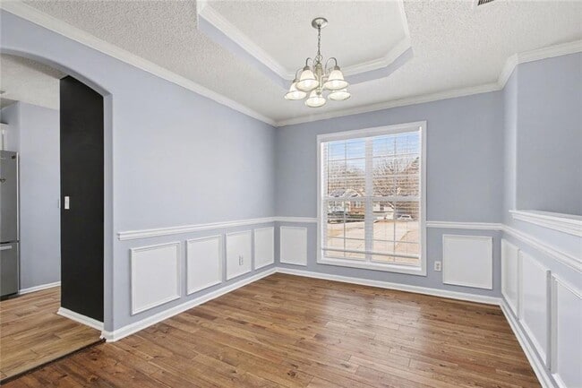 Building Photo - 843 Brandon Dr