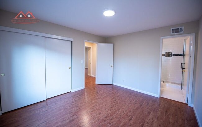 Building Photo - 2135 Hikido Dr