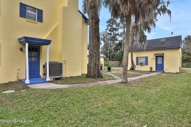 Building Photo - 29 Nelmar Ave