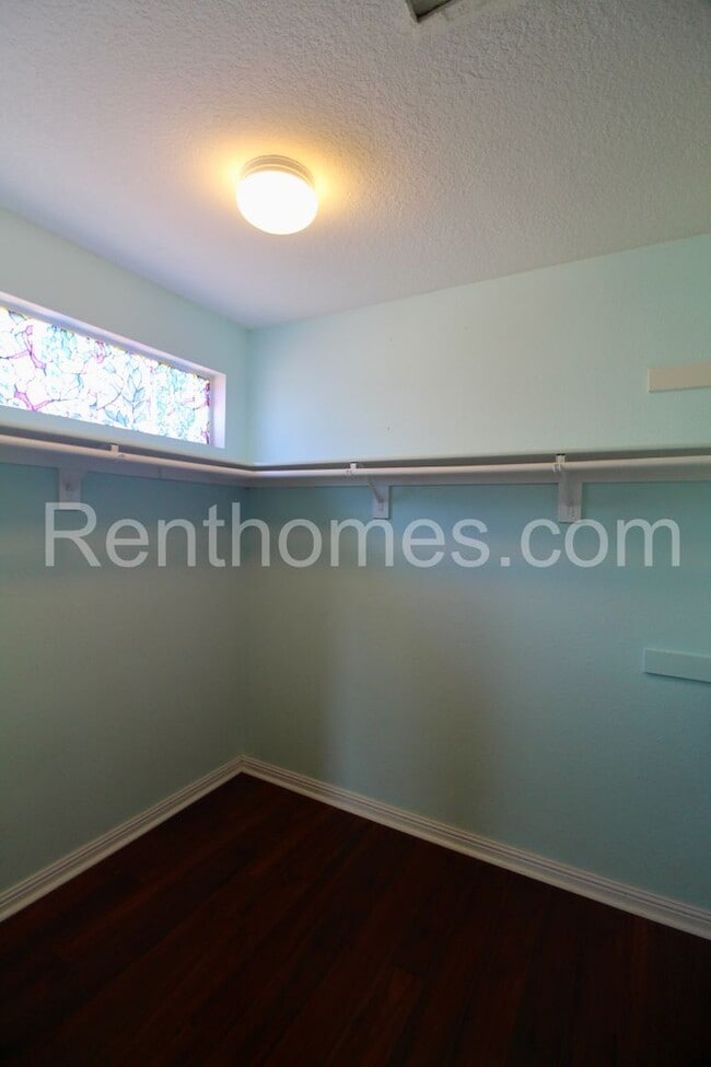 Building Photo - 11743 Windcrest Ln