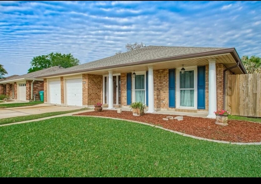 Building Photo - 41 Cabernet Dr