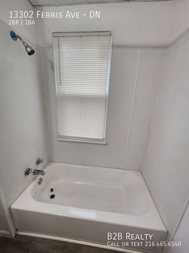 Building Photo - 13302 Ferris Ave