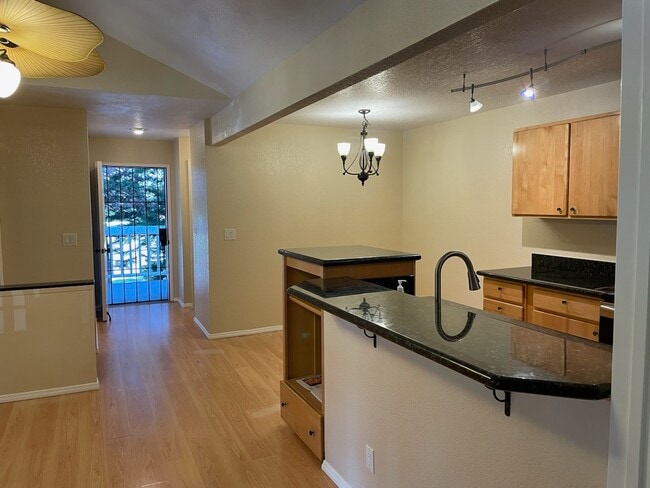 Building Photo - 68-3883-3883 Lua Kula St