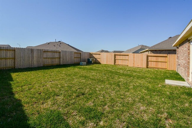 Building Photo - 5226 Sunvalley Bend Dr
