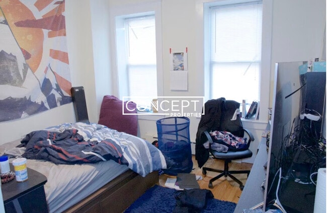 Building Photo - 78 Fenway