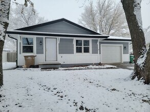 Building Photo - Norwalk 3 BDRM