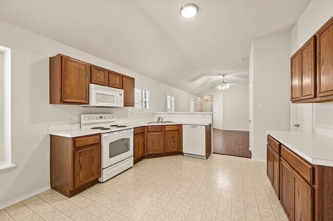 Building Photo - 12113 Thicket Bend Dr