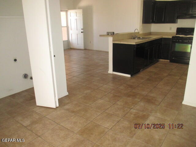 Building Photo - 7540 Le Conte Dr